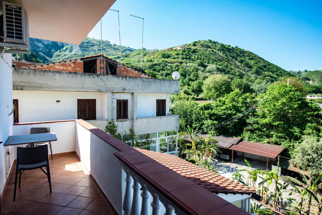 B&B Esterita Parghelia Zewnętrze zdjęcie